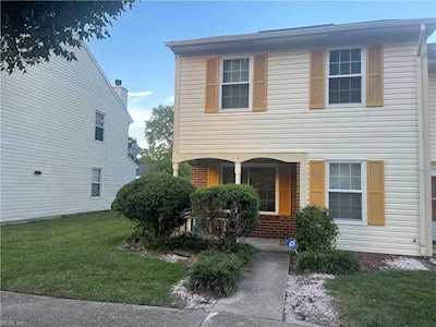 1 S Gawain Way Hampton, VA 23669