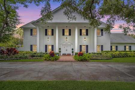 8954 143rd St Seminole, FL 33776