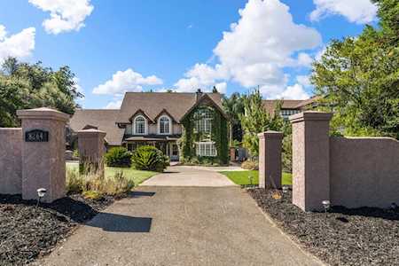 8264 Sunset Avenue Fair Oaks, CA 95628