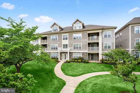 8813 Stone Ridge Circle #302 Pikesville, MD 21208