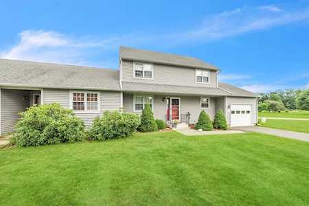 16 Duncan Dr #B Deerfield, MA 01373