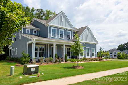 523 Meadow Ridge Dr Belmont, NC 28012