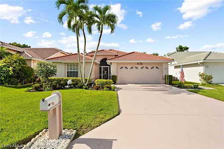 8203 Breton Circle Fort Myers, FL 33912