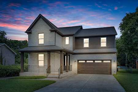 737 Roman Dr Nashville, TN 37207