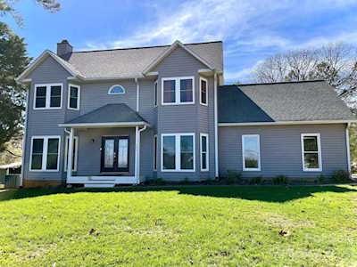 605 Stonemarker Rd Mooresville, NC 28117