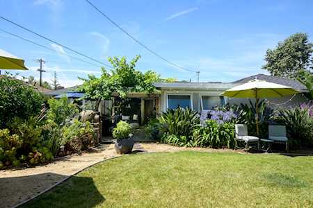 3048 Foothill Rd Santa Barbara, CA 93105