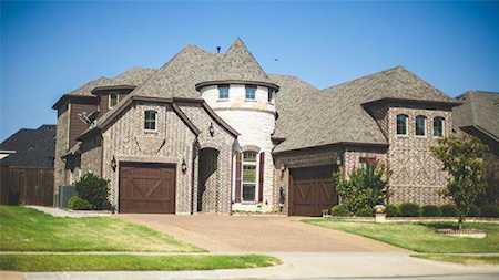 3301 Western Bluff Court Mansfield, TX 76063