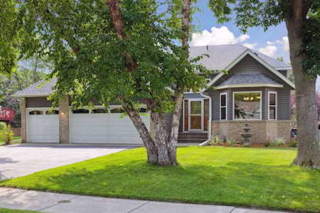 6409 Neddersen Parkway Brooklyn Park, MN 55445