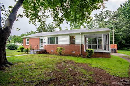 331 Fieldstone Circle Statesville, NC 28677