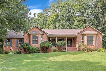 510 Anglewood Dr Lenoir City, TN 37772
