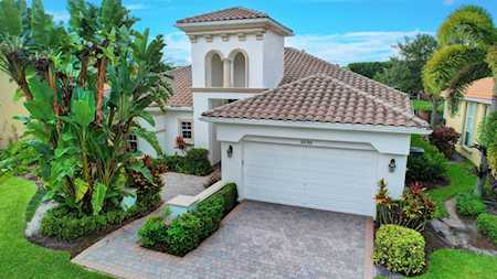 8696 E Via Prestigio Wellington, FL 33411