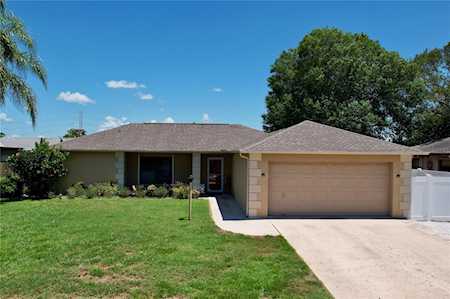 1114 Springtime Dr Holiday, FL 34691