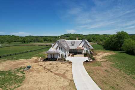 3580 Gray Lane Thompsons Station, TN 37179