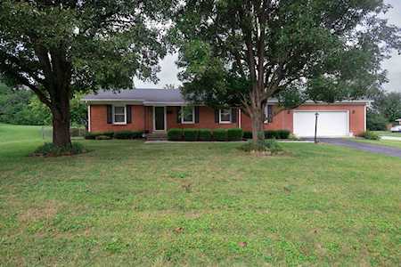 601 S Mohegan Trl Georgetown, KY 40324