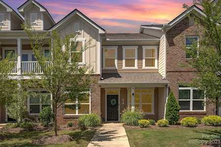210 Overstone Ct Fort Mill, SC 29715
