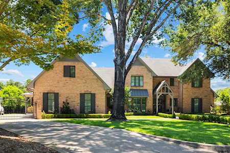 7102 Doral Pl Tyler, TX 75703