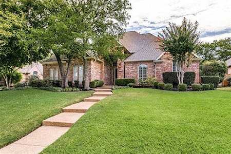 713 Timber Lake Circle Southlake, TX 76092