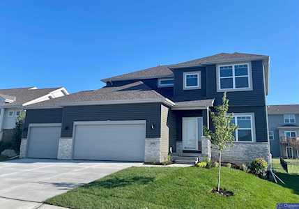 20906 Fowler Ave Elkhorn, NE 68022