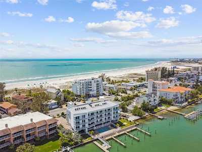 10091 Gulf Blvd #203E Treasure Island, FL 33706