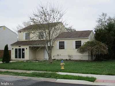 2 Worthy Down Ave Bear, DE 19701