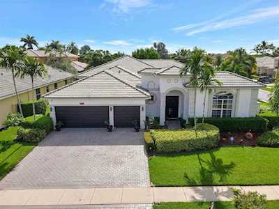 1828 Waldorf Drive Royal Palm Beach, FL 33411