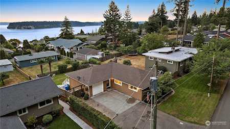 7105 Stanich Ave Gig Harbor, WA 98335