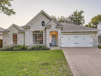 8532 Copano DR Austin, TX 78749