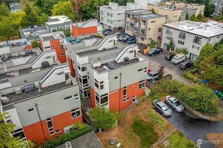 918 15th Ave #B Seattle, WA 98122