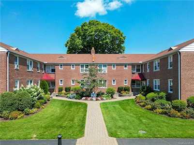 6 Bryant Crescent #2L White Plains, NY 10605