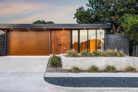 6822 Victoria Avenue Dallas, TX 75209