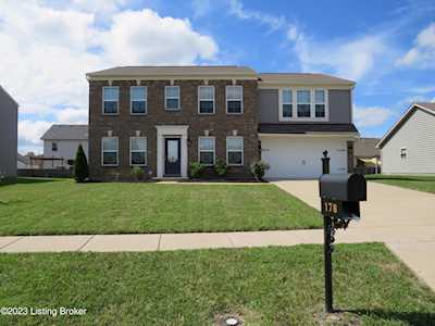 178 Boulders West Dr Shepherdsville, KY 40165