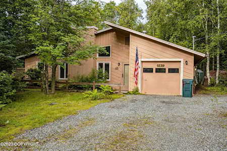960 W Sarah's Way Wasilla, AK 99654