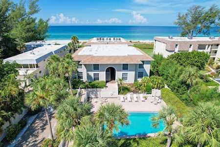 5201 Gulf of Mexico Dr #104 Longboat Key, FL 34228