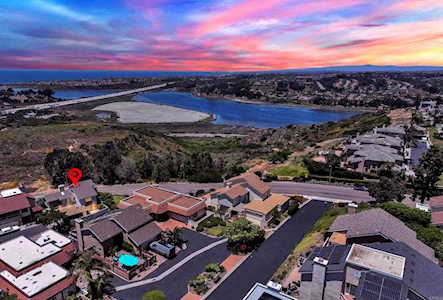 1762 Burgundy Rd Encinitas, CA 92024