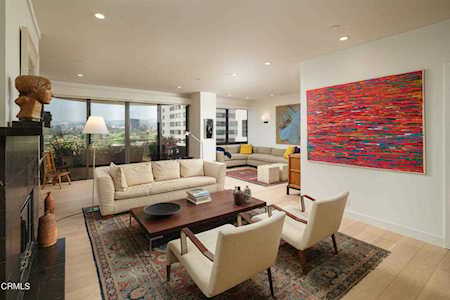10560 Wilshire Blvd #1103 Los Angeles, CA 90024