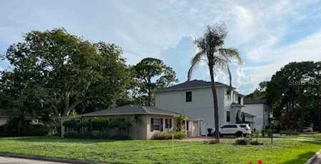 4214 W Kensington Ave Tampa, FL 33629