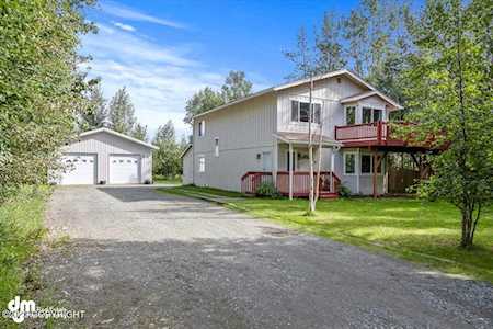 2320 E Grizzly Bear Dr Wasilla, AK 99654