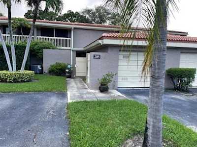 205 Dunwoody Ln #17-85 Hollywood, FL 33021