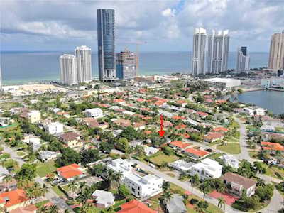 331 188th St Sunny Isles Beach, FL 33160