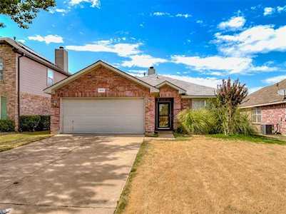 4812 Sleepy Ridge Circle Fort Worth, TX 76133