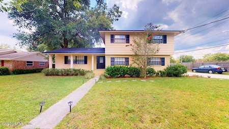 2704 River Oak DR Orange Park, FL 32073