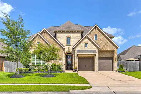 1613 Longwood Glen Ln Friendswood, TX 77546