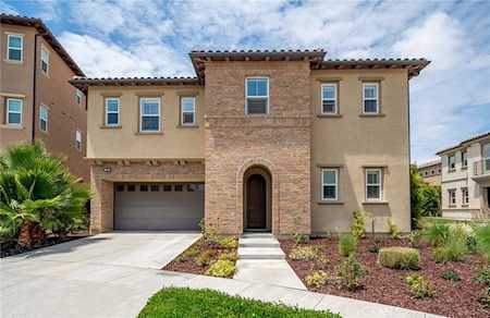 155 Zion Dr Lake Forest, CA 92630