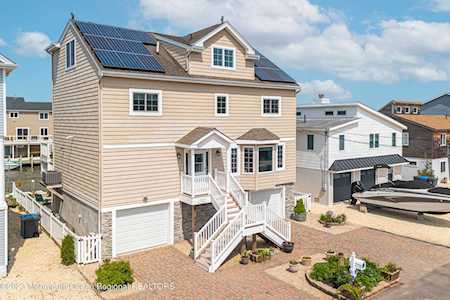 1410 Paul Blvd Beach Haven West, NJ 08050