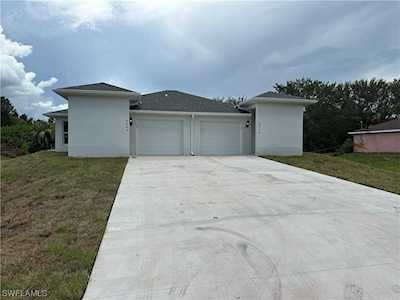 6058-6060 Lacota Ave Fort Myers, FL 33905