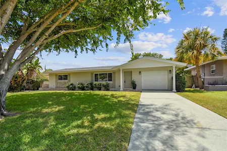 11410 81st PLACE Seminole, FL 33772