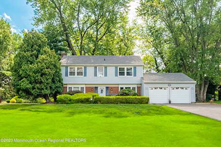 380 Taylors Mills Rd Manalapan, NJ 07726