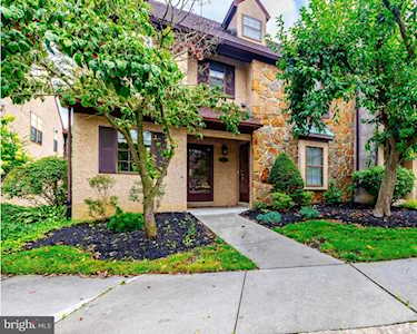 16 N Maple St #E2 Woodbury, NJ 08096