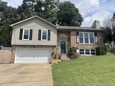 2165 Amadeus Dr Clarksville, TN 37040