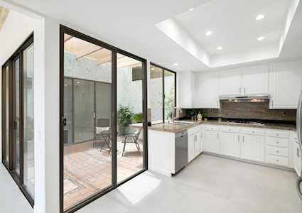 1300 Invierno Dr Palm Springs, CA 92264
